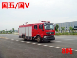 国五重汽T5G 6吨水罐消防车图片